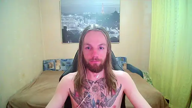 Snapshot of AdamDickens chatting on July 12, 10:45 pm AdamDickens online show from July 12, 10:45 pm
