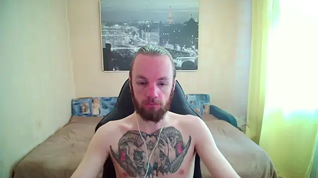 Snapshot of AdamDickens chatting on July 20, 10:18 am AdamDickens online show from July 20, 10:18 am