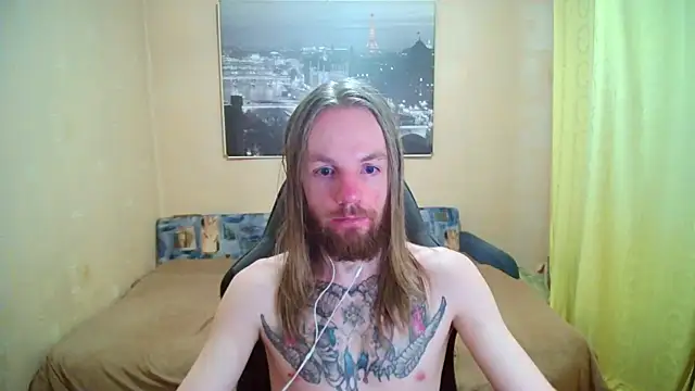 Snapshot of AdamDickens chatting on July 28, 8:52 pm AdamDickens online show from July 28, 8:52 pm