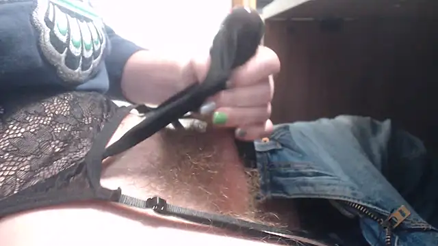 Ilovethetip online show from September 12, 5:13 pm