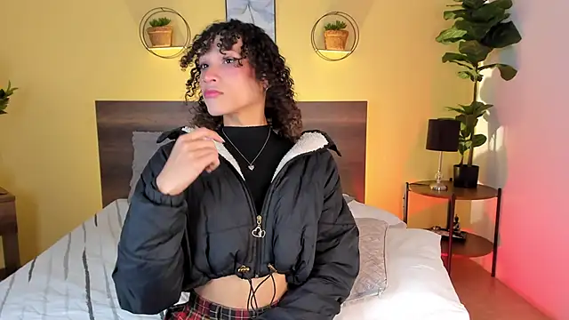 Snapshot of CamilleGrace chatting on November 21, 1:10 pm CamilleGrace online show from November 21, 1:10 pm