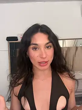 MonicaSalvatore online show from March 4, 12:05 am