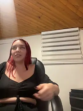 Karen18 boobs online show from September 12, 3:28 am