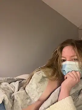 hazel wood21 online show from March 8, 8:01 pm