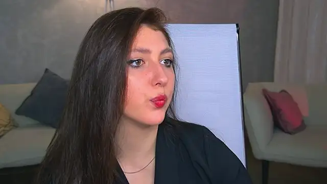 Mary Miiller online show from October 17, 12:30 pm