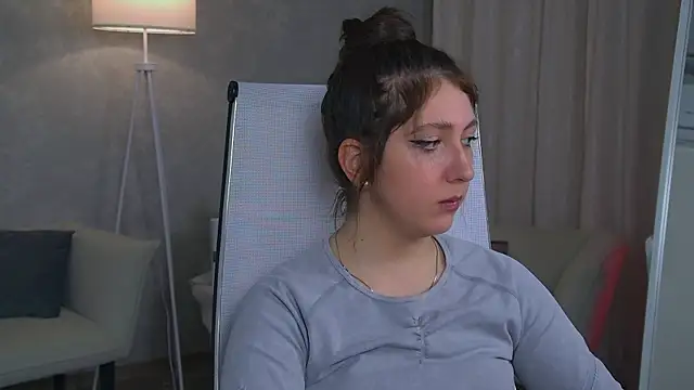 Mary Miiller online show from November 14, 10:14 am