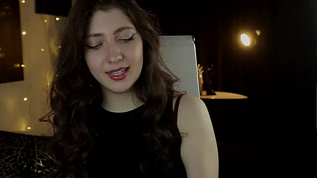 Mary Miiller online show from March 4, 7:36 am