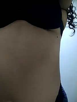 Snapshot of Eimy-04 chatting on July 18, 7:28 pm Eimy-04 online show from July 18, 7:28 pm