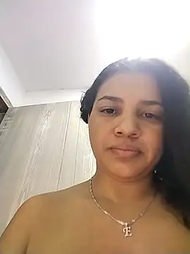 Snapshot of Eimy-04 chatting on July 28, 12:18 am Eimy-04 online show from July 28, 12:18 am