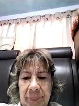 OliviaMorris1 online show from May 14, 12:56 pm