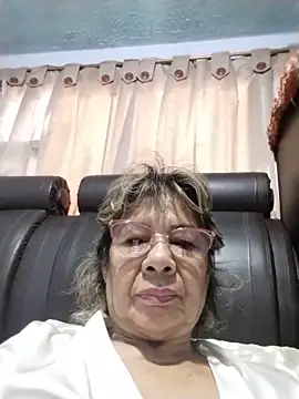 OliviaMorris1 online show from May 16, 11:53 am