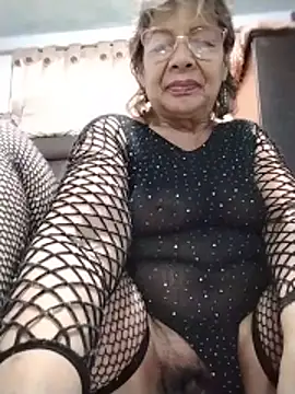OliviaMorris1 online show from May 23, 4:22 pm
