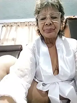 OliviaMorris1 online show from June 6, 1:05 pm