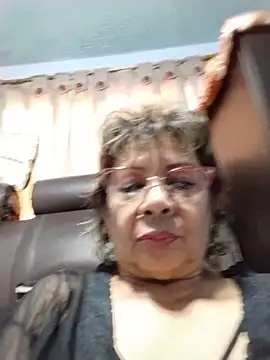 OliviaMorris1 online show from June 22, 4:15 pm