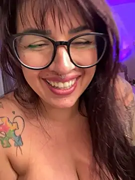 Snapshot of Keillygms chatting on June 25, 12:43 am Keillygms online show from June 25, 12:43 am