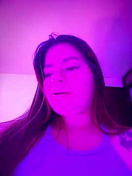 Yaqui elle online show from January 8, 2:25 am