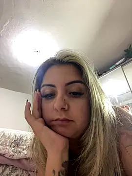 Snapshot of sophiemonroevip chatting on October 16, 12:06 pm sophiemonroevip online show from October 16, 12:06 pm