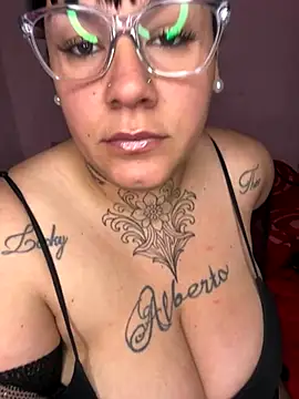 valen1891 online show from October 31, 2:45 am