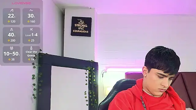Snapshot of Lucass_love chatting on September 27, 1:27 pm Lucass love online show from September 27, 1:27 pm