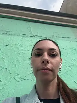 Snapshot of Amelie_Crosby chatting on June 4, 1:06 pm Amelie Crosby online show from June 4, 1:06 pm