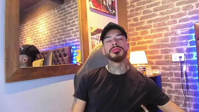 VinzenzRizzo online show from September 10, 4:34 am