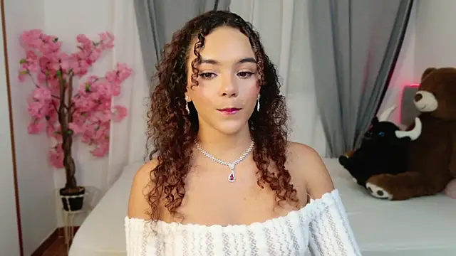 Snapshot of Taylor_Tina chatting on September 29, 10:47 pm Taylor Tina online show from September 29, 10:47 pm