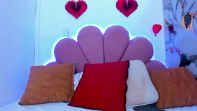 minnari online show from March 12, 11:44 pm