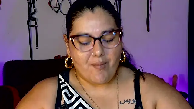 Snapshot of AndreaKinky chatting on July 14, 2:05 am AndreaKinky online show from July 14, 2:05 am