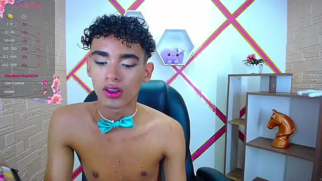 Blake Mils online show from October 27, 6:01 pm