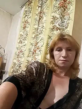Snapshot of Flower2931 chatting on September 8, 7:02 pm Flower2931 online show from September 8, 7:02 pm