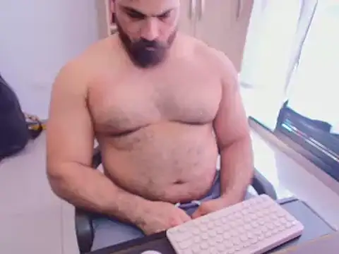 Snapshot of max_love255 chatting on June 28, 8:26 pm max love255 online show from June 28, 8:26 pm