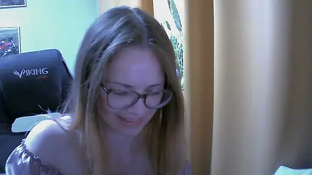 SEA Dream online show from October 2, 4:52 am