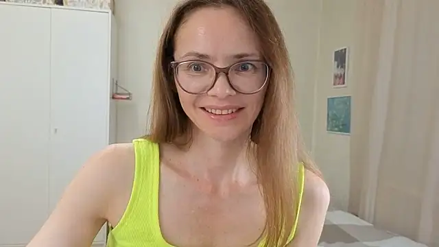 Snapshot of SEA_Dream chatting on June 10, 5:34 pm SEA Dream online show from June 10, 5:34 pm