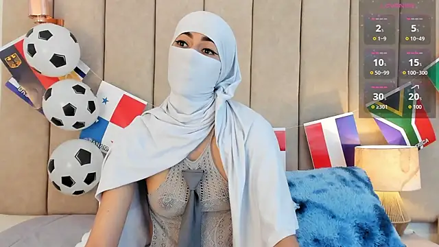 Snapshot of _Zahiira_ chatting on June 26, 12:20 pm Zahiira online show from June 26, 12:20 pm
