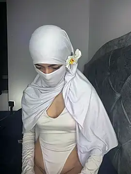 Snapshot of _Zahiira_ chatting on July 31, 12:15 pm Zahiira online show from July 31, 12:15 pm