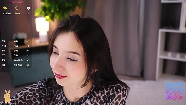 DaisyBlaze online show from February 13, 4:41 am