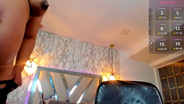 Snapshot of Aisha_poweer chatting on November 29, 2:58 am Aisha poweer online show from November 29, 2:58 am