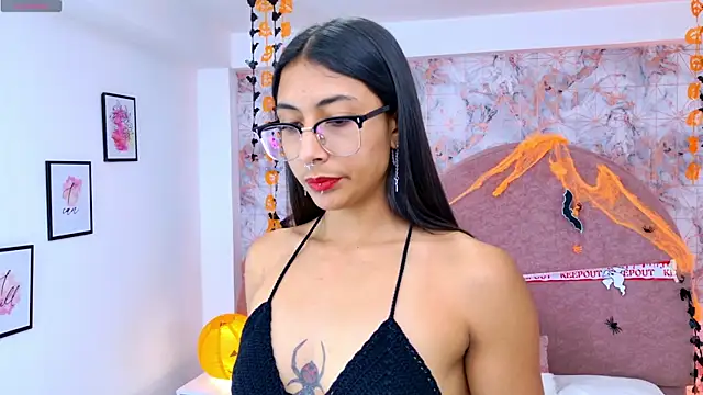 RavenGloomy online show from October 27, 7:40 pm