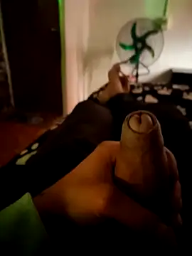 Snapshot of Car00l chatting on March 22, 7:28 pm Car00l online show from March 22, 7:28 pm