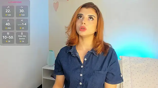 Snapshot of Katty__Rousse chatting on September 22, 9:17 pm Katty Rousse online show from September 22, 9:17 pm