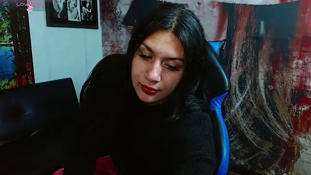 Snapshot of gigi_gilt_ chatting on May 20, 4:18 am gigi gilt online show from May 20, 4:18 am