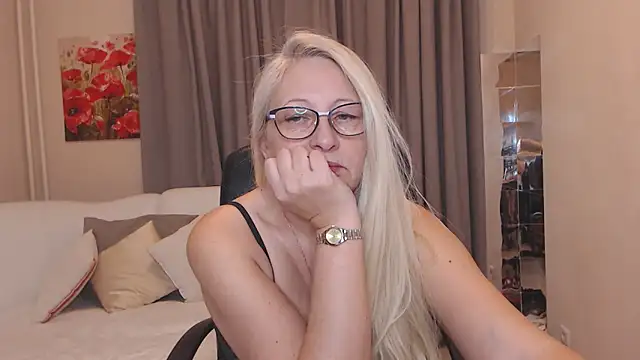 ValeriaSharm online show from March 14, 4:23 pm