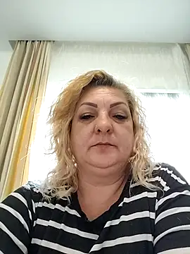 clarabbw47 online show from May 2, 6:18 am