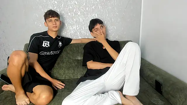 Snapshot of willy_sexxx18 chatting on July 16, 2:01 pm willy sexxx18 online show from July 16, 2:01 pm