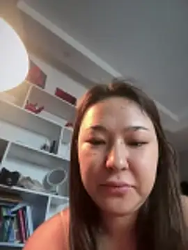 Snapshot of thedaynahoney chatting on June 5, 7:47 am thedaynahoney online show from June 5, 7:47 am