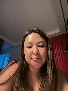 Snapshot of thedaynahoney chatting on July 5, 2:24 pm thedaynahoney online show from July 5, 2:24 pm