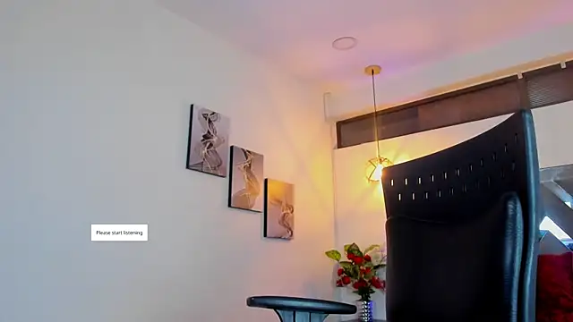 Snapshot of Rossi_ss1 chatting on September 11, 3:28 am Rossi ss1 online show from September 11, 3:28 am