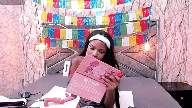 Snapshot of SASHA_BROWNIE__ chatting on June 21, 11:57 am SASHA BROWNIE online show from June 21, 11:57 am