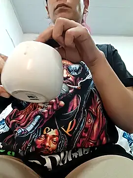 kim lebanon online show from February 19, 9:00 pm