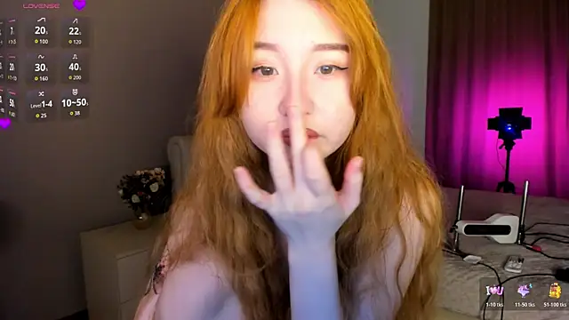 Clarity Yumi online show from November 2, 3:42 am